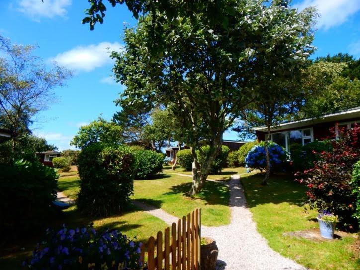 Mount Hawke Holiday Bungalows Porthtowan 외부 사진